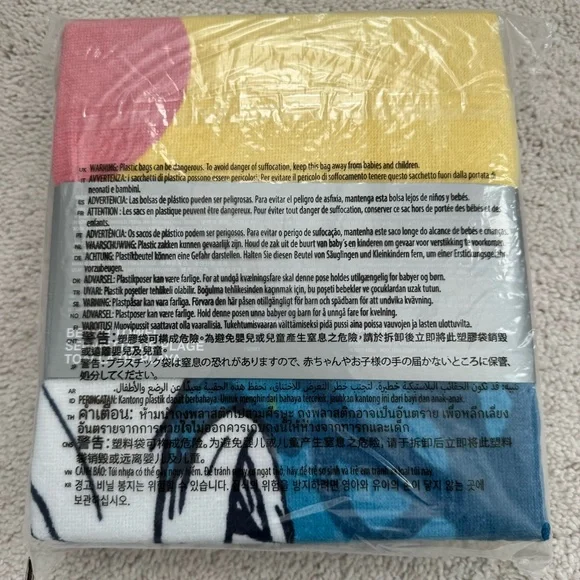 Star Wars Disney Beach Towel 34 x 64” - Picture 4 of 4